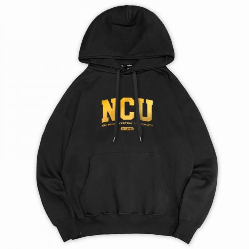 【少量現貨】NCU經典款燙金版落肩帽T_黑