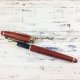 【絕版出清，售完不補】中大紅木鋼珠筆&紅木書籤禮盒